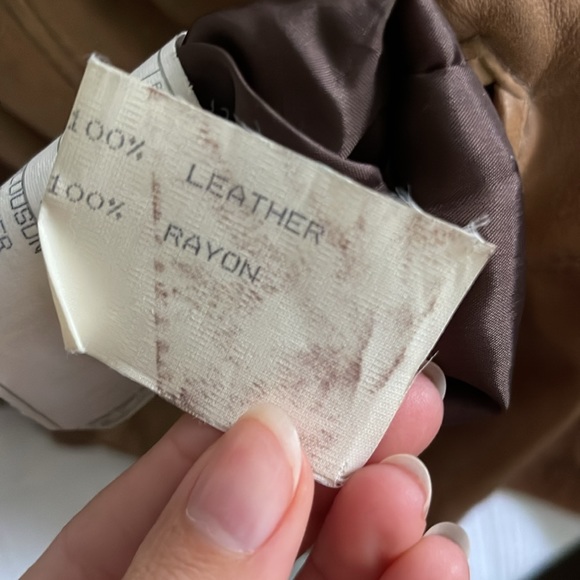 VINTAGE LEATHER FITTED VERSACE JACKET - Picture 13 of 16